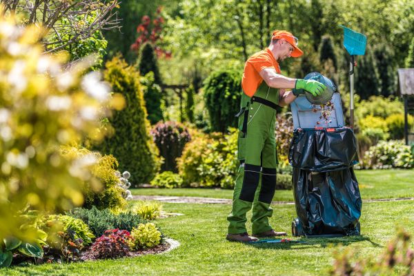 Cost of Lawn Cleaning Service in Saint George